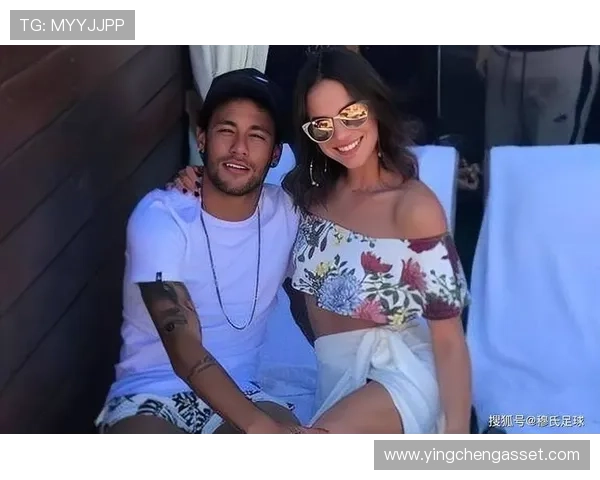 足球明星的前模特女友揭秘她的爱恋与时尚人生